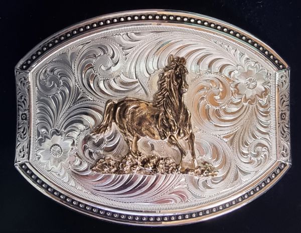 Montana Silversmiths Buckle oval/gerade Kanten "Pferd"