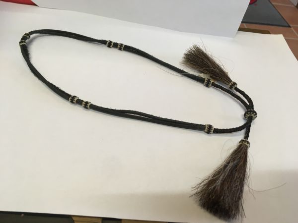 Hutband Leder mit Pferdehaarknoten